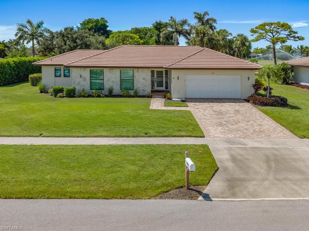 264 Shadowridge Ct, Marco Island, FL 34145-39