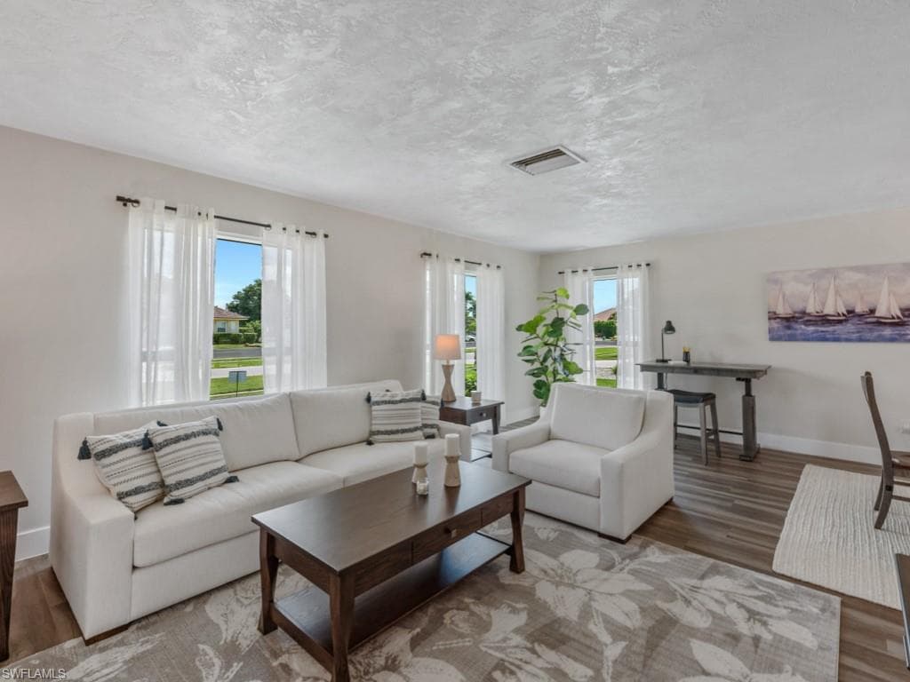 264 Shadowridge Ct, Marco Island, FL 34145-3