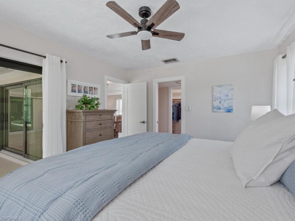 264 Shadowridge Ct, Marco Island, FL 34145-7