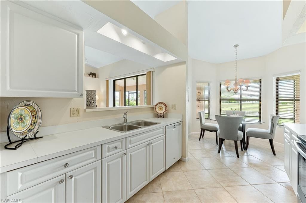 24979 Paradise Rd, Bonita Springs, FL 34135-10