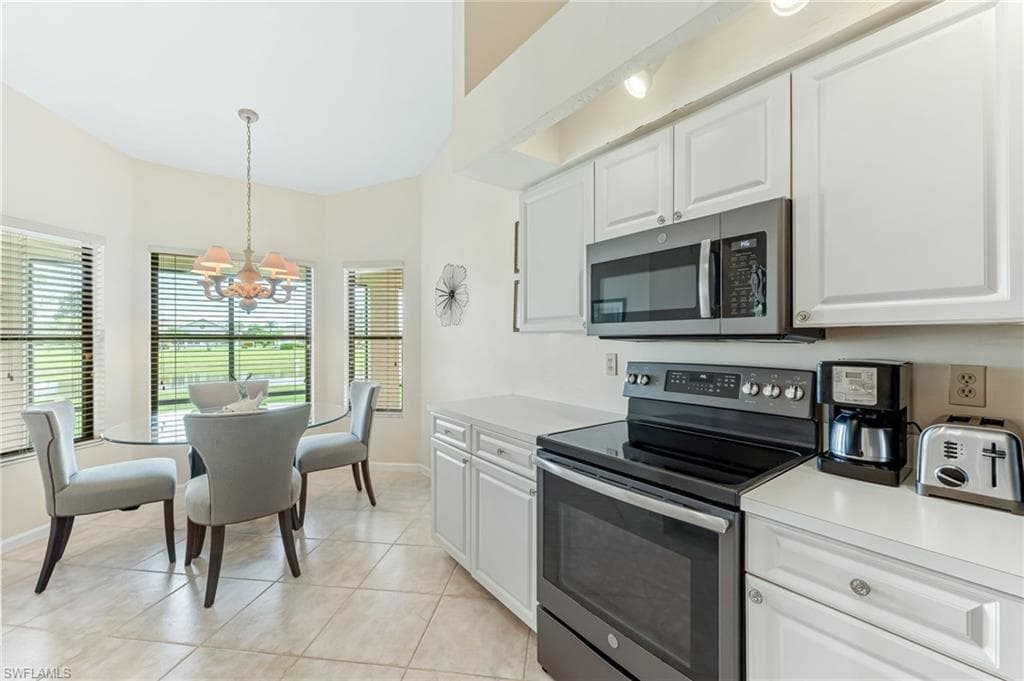 24979 Paradise Rd, Bonita Springs, FL 34135-11