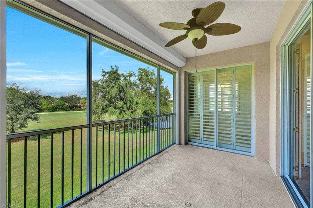2015 Crestview Way 17b, Naples, FL 34119-20