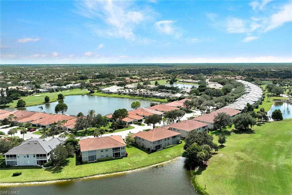 2015 Crestview Way 17b, Naples, FL 34119-23