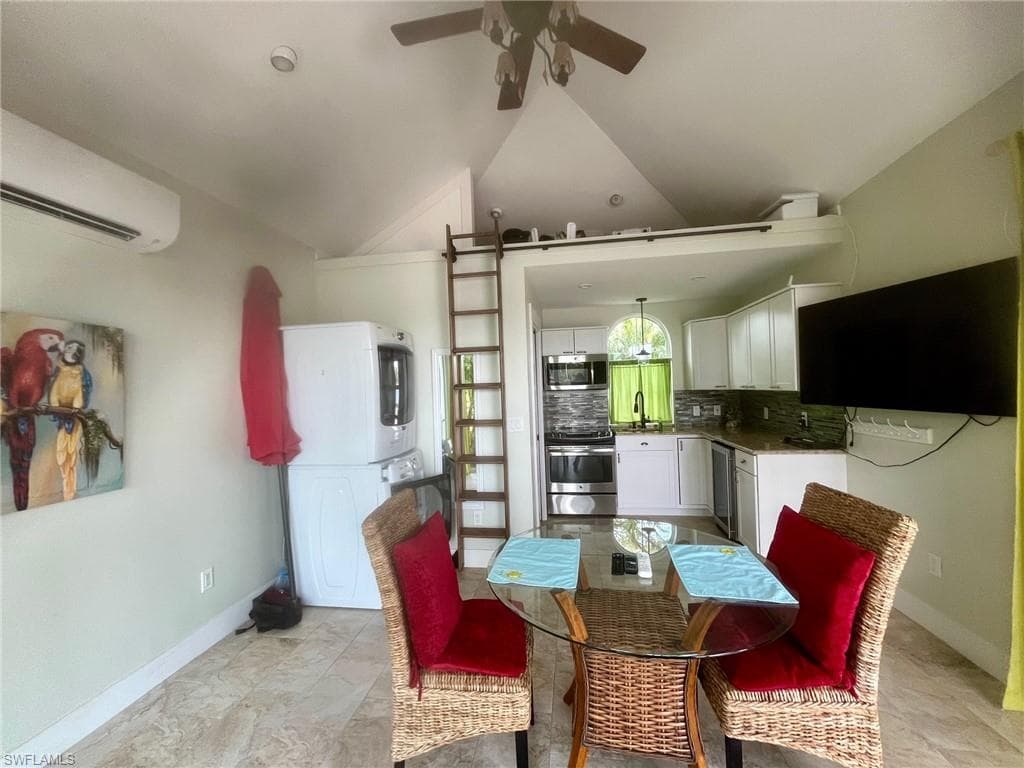 4441 Southern Breeze Dr, Naples, FL 34114-6