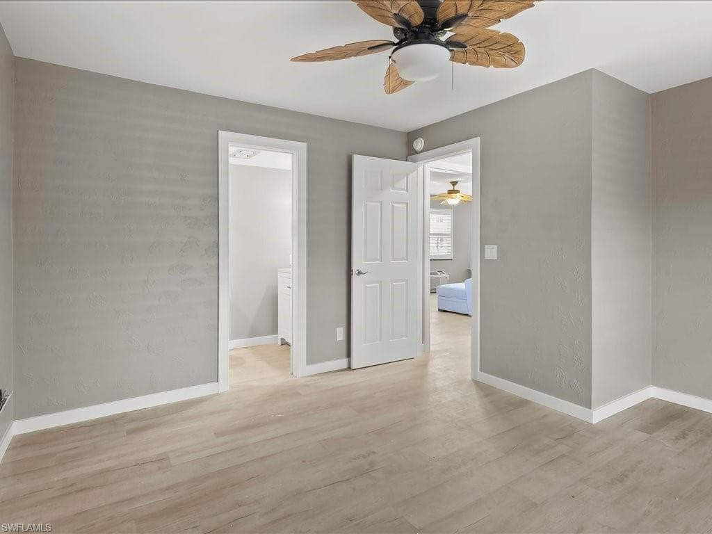 850 Palm St E2, Marco Island, FL 34145-18