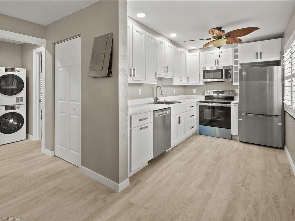 850 Palm St E2, Marco Island, FL 34145-7