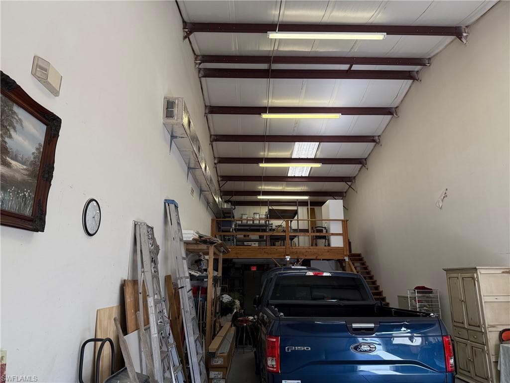 4776 Radio Rd 207, Naples, FL 34104-8