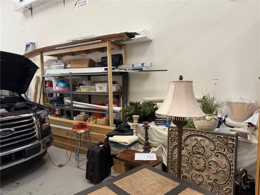 4776 Radio Rd 207, Naples, FL 34104-10