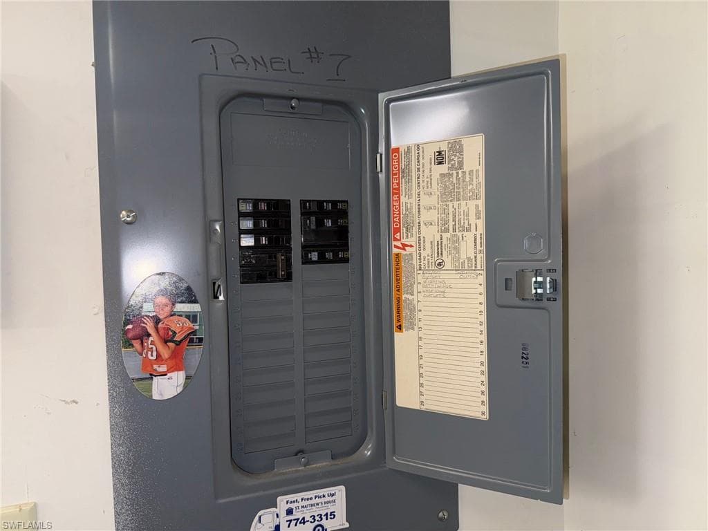 4776 Radio Rd 207, Naples, FL 34104-17