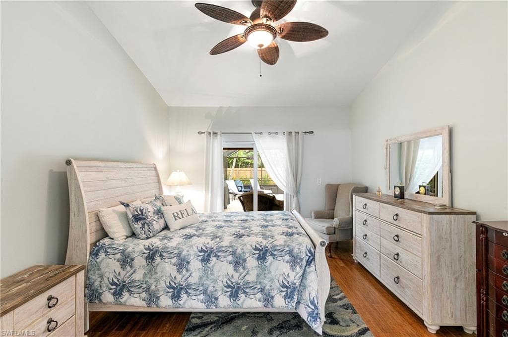 161 Saint James Way, Naples, FL 34104-14