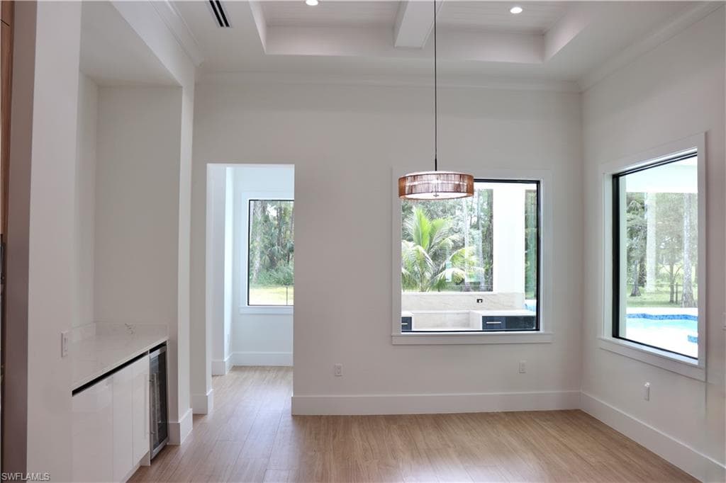 428 21st St SW, Naples, FL 34117-22