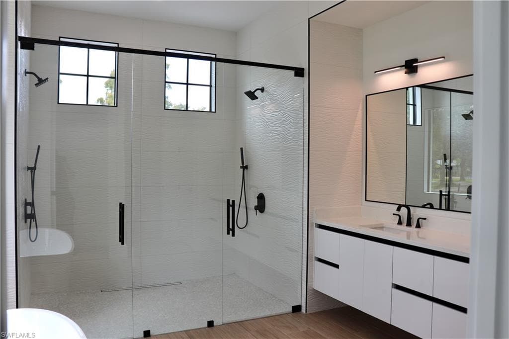 428 21st St SW, Naples, FL 34117-26
