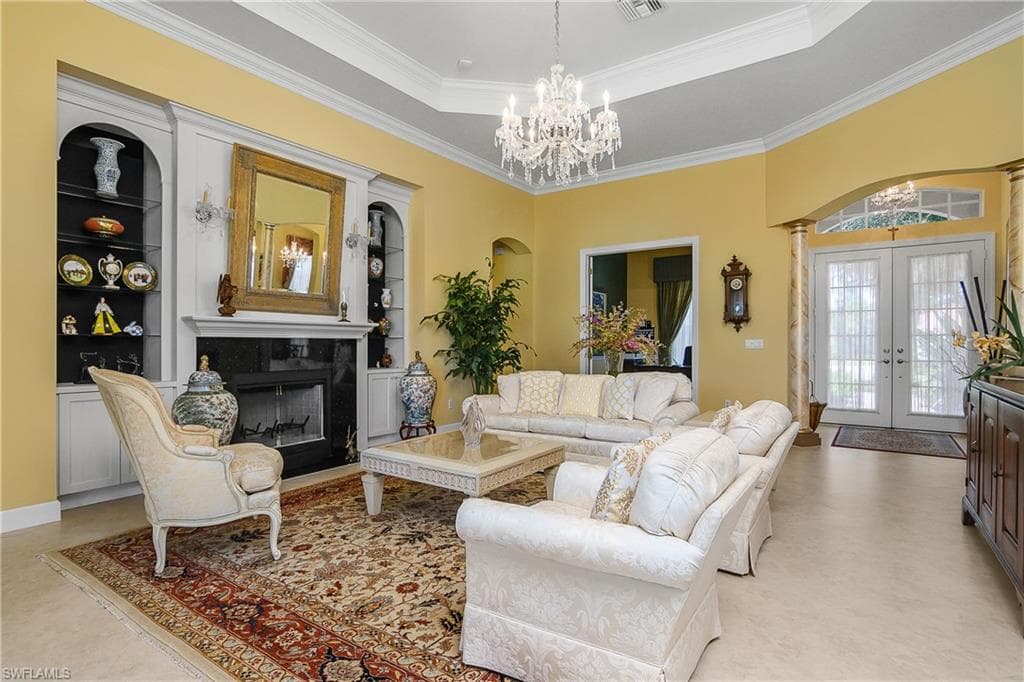 8966 Appaloosa Ct, Naples, FL 34113-14
