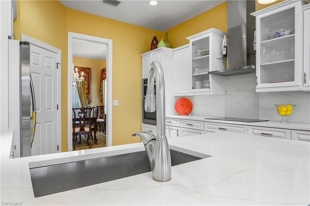 8966 Appaloosa Ct, Naples, FL 34113-23
