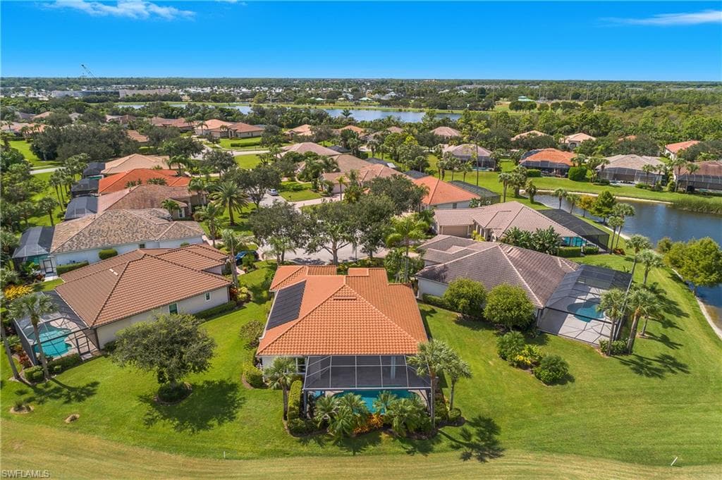 8966 Appaloosa Ct, Naples, FL 34113-4