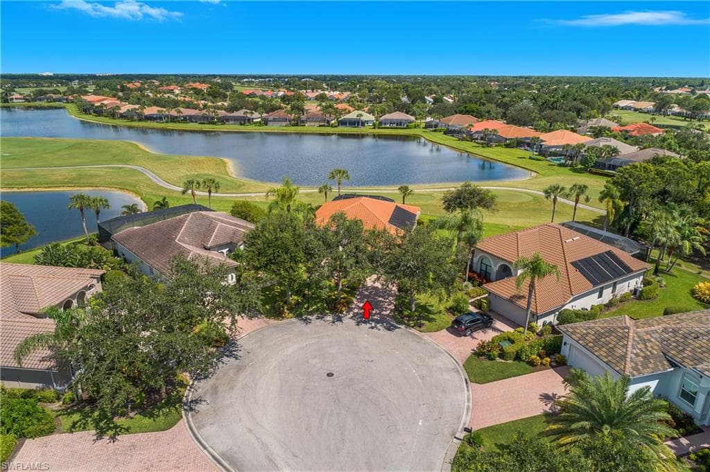 8966 Appaloosa Ct, Naples, FL 34113-7