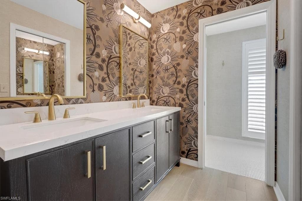 701 Harbour Dr, Naples, FL 34103-11