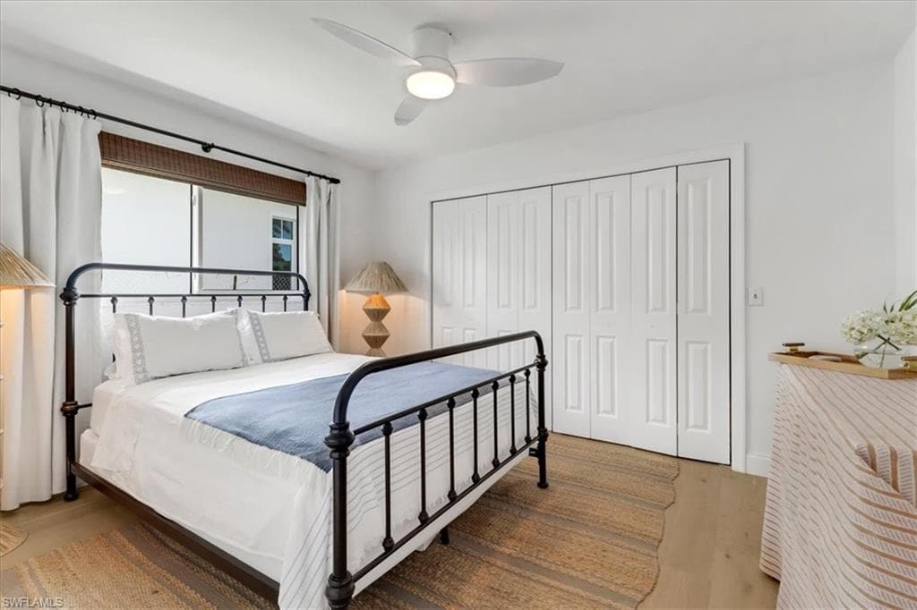 701 Harbour Dr, Naples, FL 34103-23