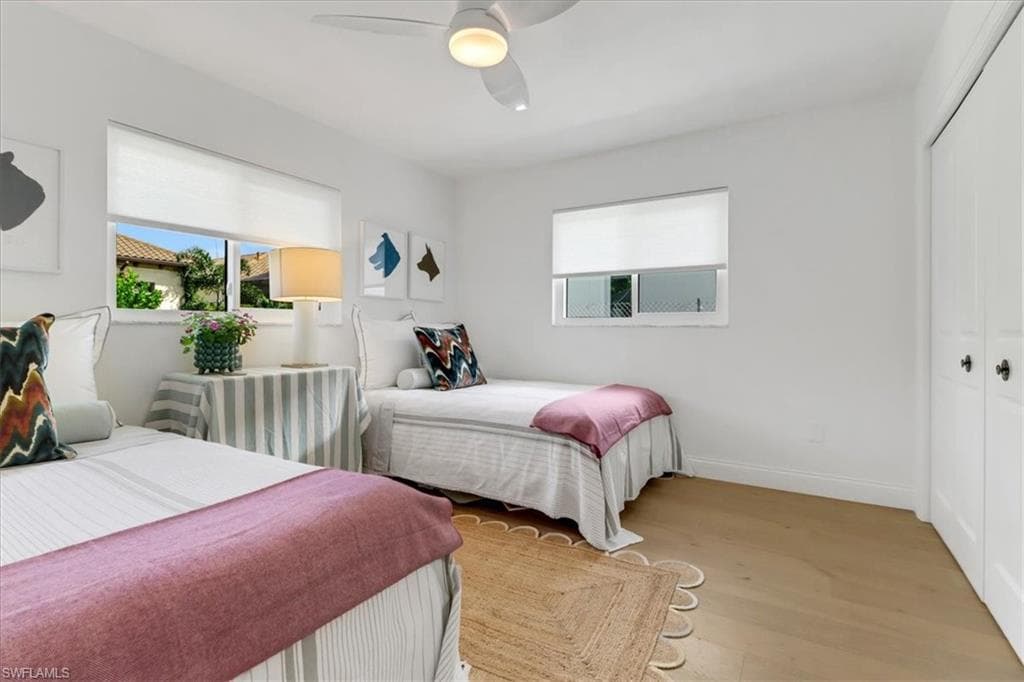 701 Harbour Dr, Naples, FL 34103-28