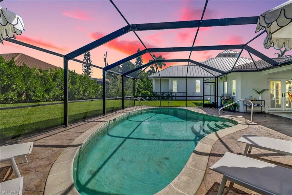 701 Harbour Dr, Naples, FL 34103-34