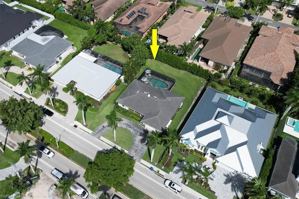 701 Harbour Dr, Naples, FL 34103-42