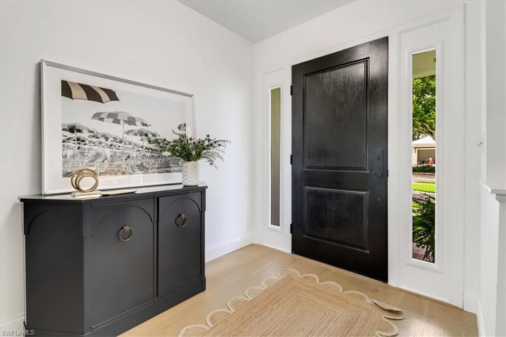 701 Harbour Dr, Naples, FL 34103-4