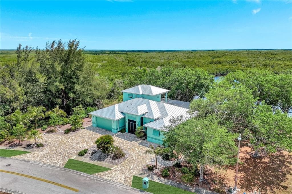 144 Wilderness Cay, Naples, FL 34114-12