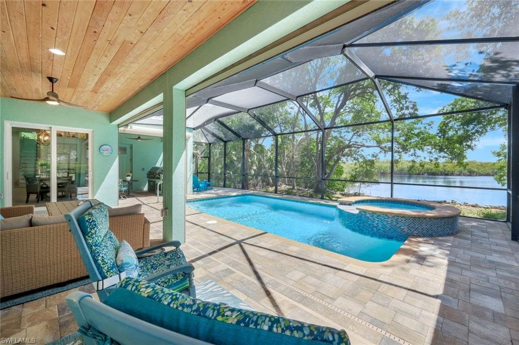 144 Wilderness Cay, Naples, FL 34114-34