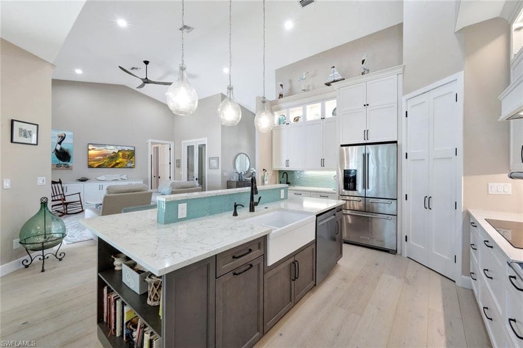 144 Wilderness Cay, Naples, FL 34114-6