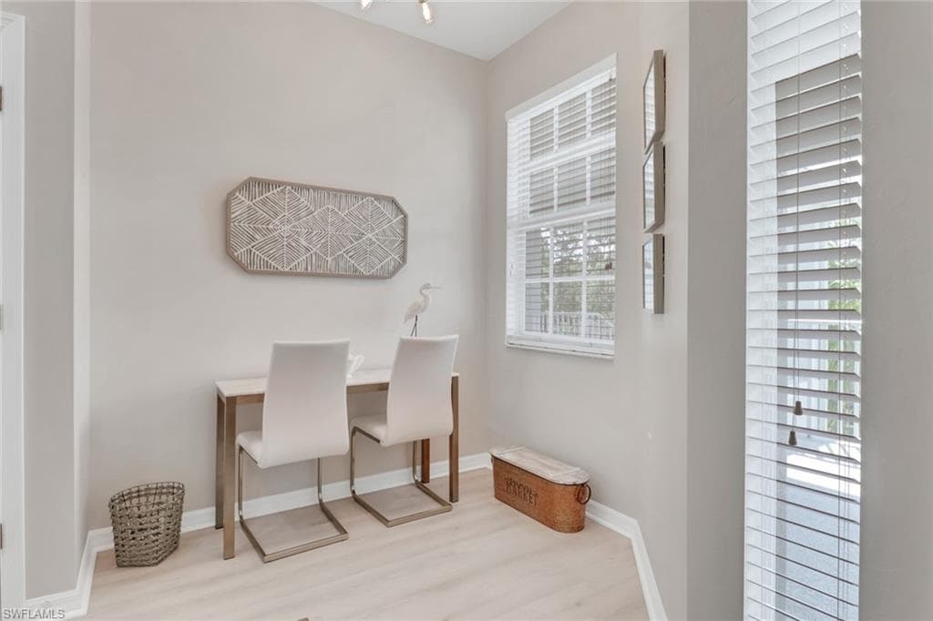 3980 Loblolly Bay Dr 6, Naples, FL 34114-11