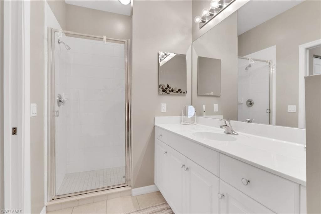 3980 Loblolly Bay Dr 6, Naples, FL 34114-26