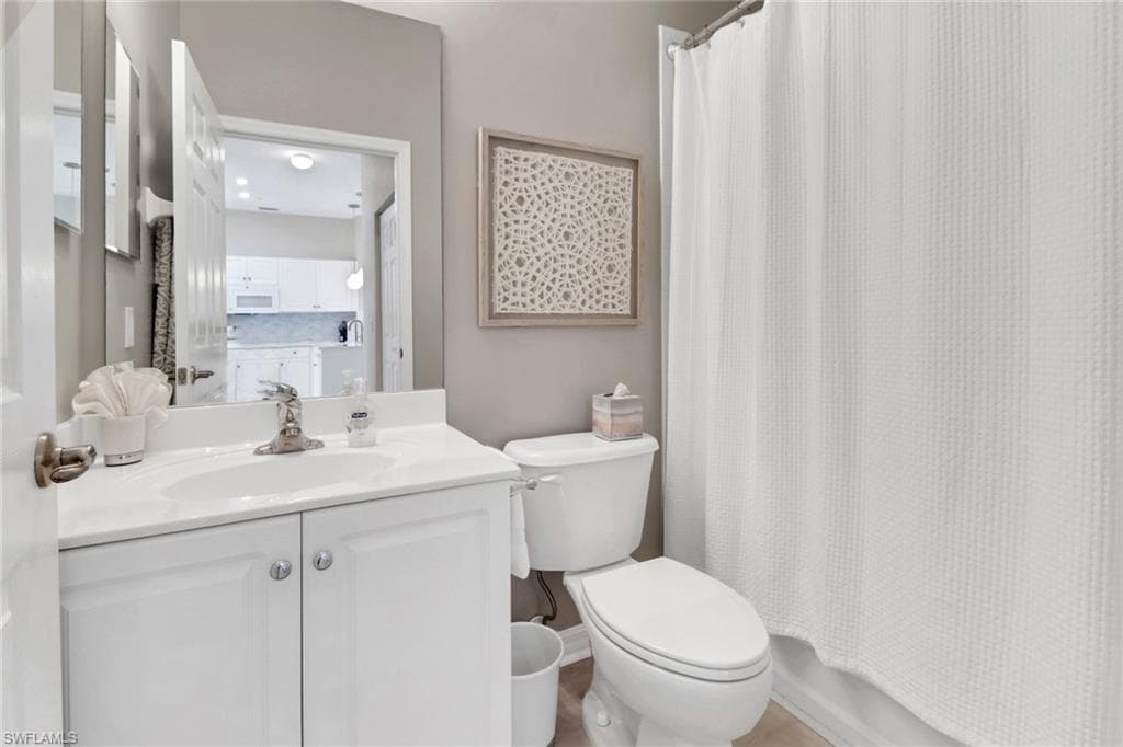 3980 Loblolly Bay Dr 6, Naples, FL 34114-32