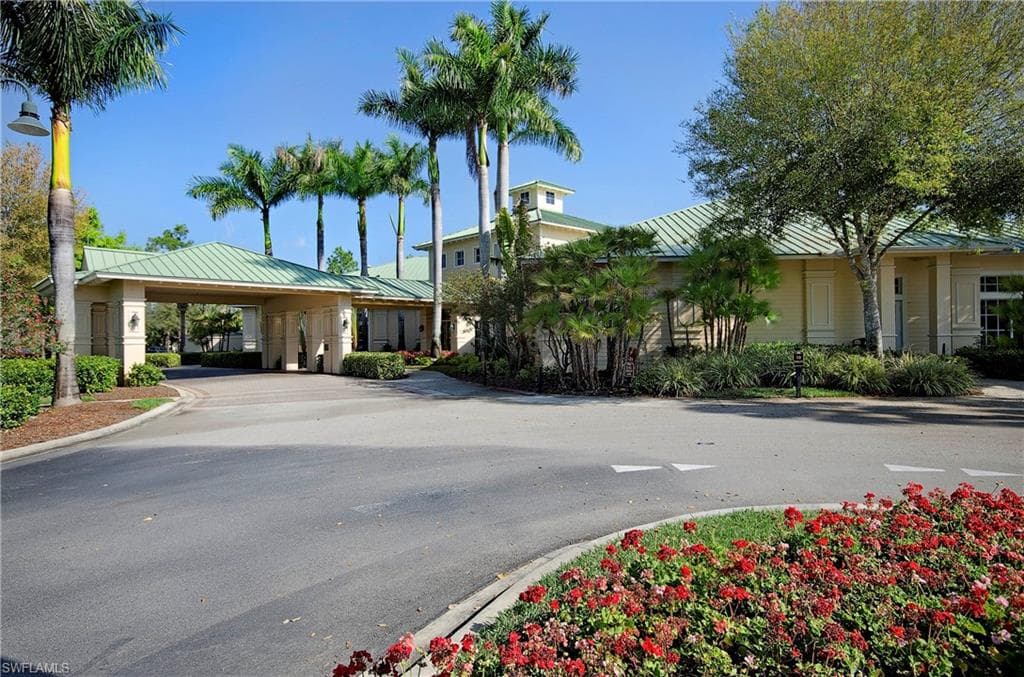 3980 Loblolly Bay Dr 6, Naples, FL 34114-46