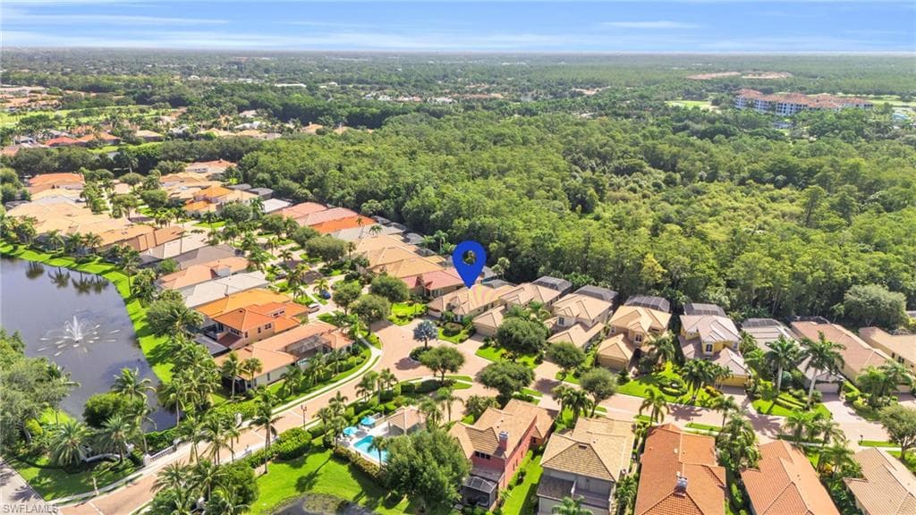 9226 Troon Lakes Dr, Naples, FL 34109-11