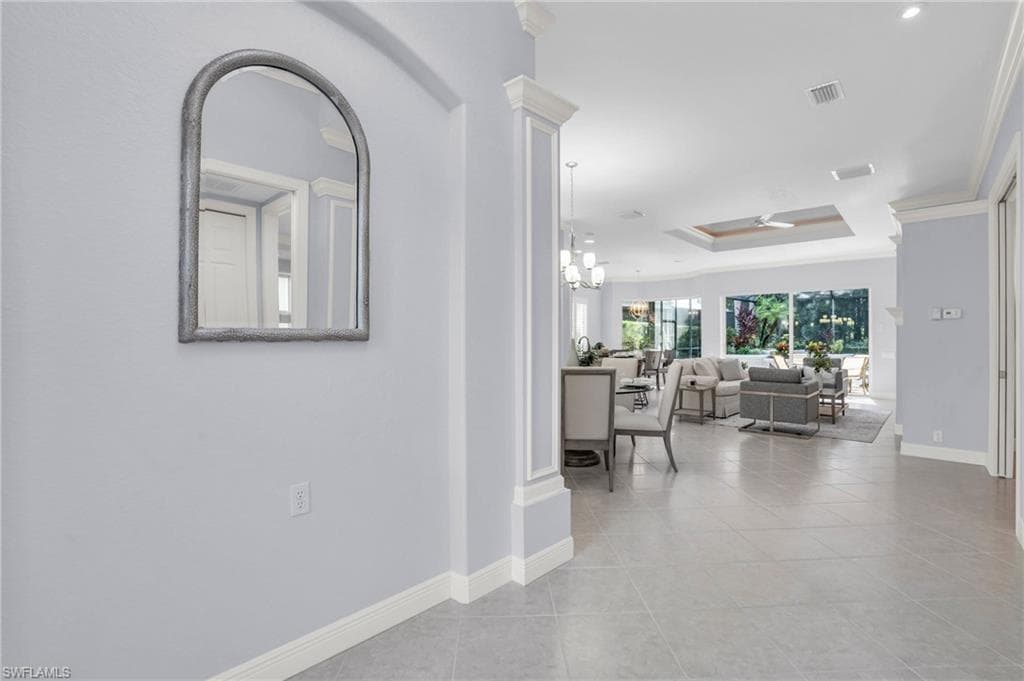 9226 Troon Lakes Dr, Naples, FL 34109-12