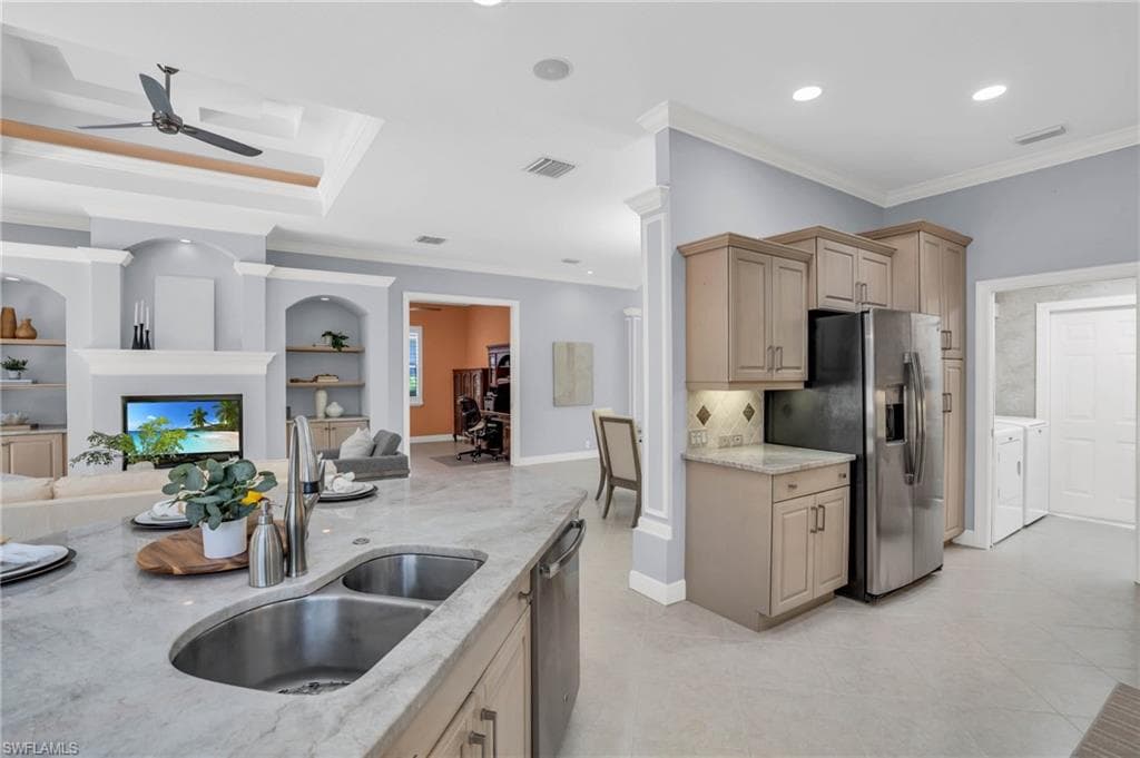 9226 Troon Lakes Dr, Naples, FL 34109-21