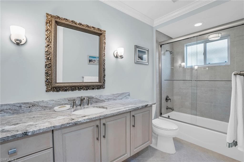 9226 Troon Lakes Dr, Naples, FL 34109-28