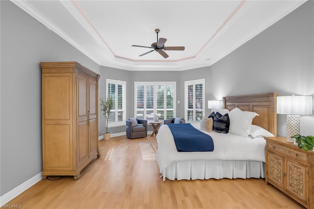 9226 Troon Lakes Dr, Naples, FL 34109-30