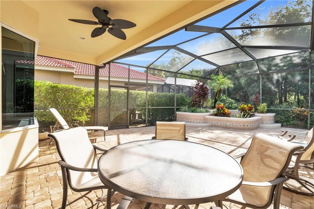 9226 Troon Lakes Dr, Naples, FL 34109-3