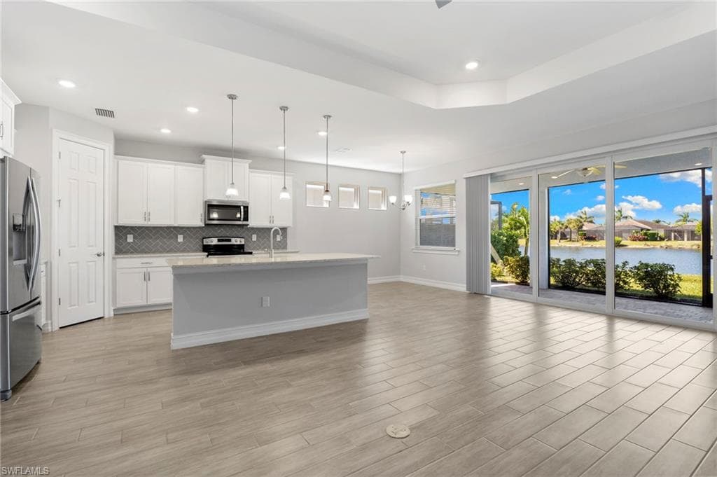 28037 Captiva Shell Loop, Bonita Springs, FL 34135-13