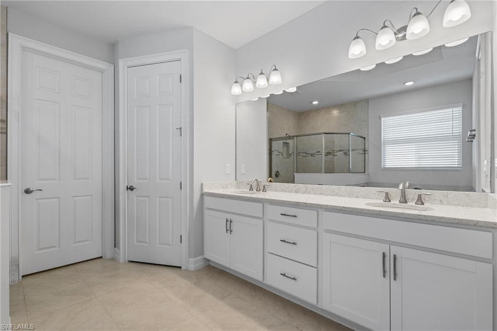 28037 Captiva Shell Loop, Bonita Springs, FL 34135-21