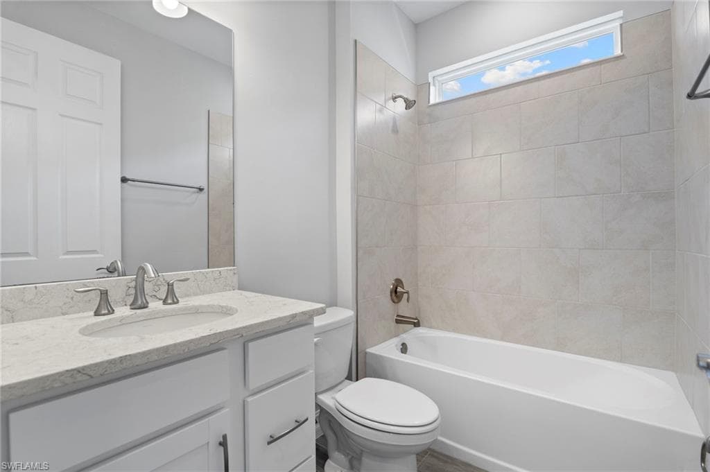 28037 Captiva Shell Loop, Bonita Springs, FL 34135-25