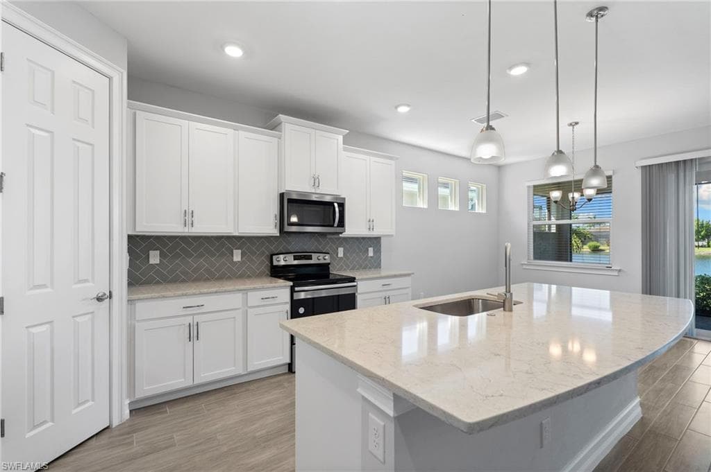 28037 Captiva Shell Loop, Bonita Springs, FL 34135-2