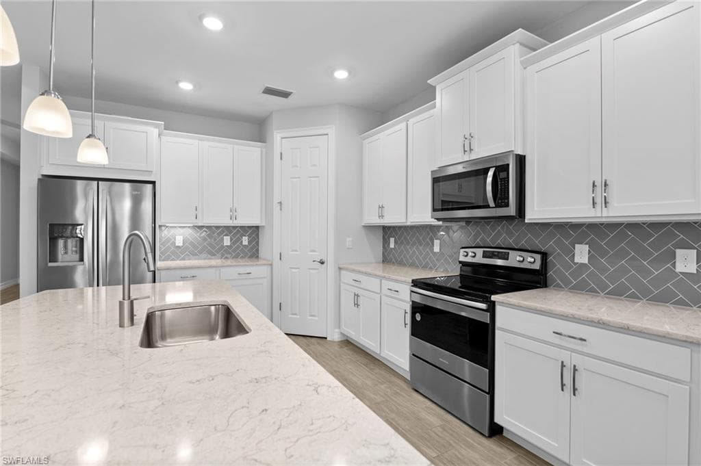 28037 Captiva Shell Loop, Bonita Springs, FL 34135-3