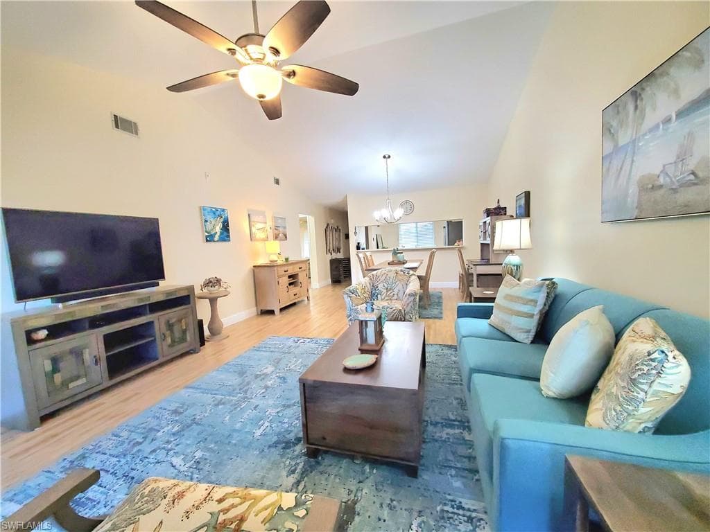 7105 Dennis Cir E-302, Naples, FL 34104-14