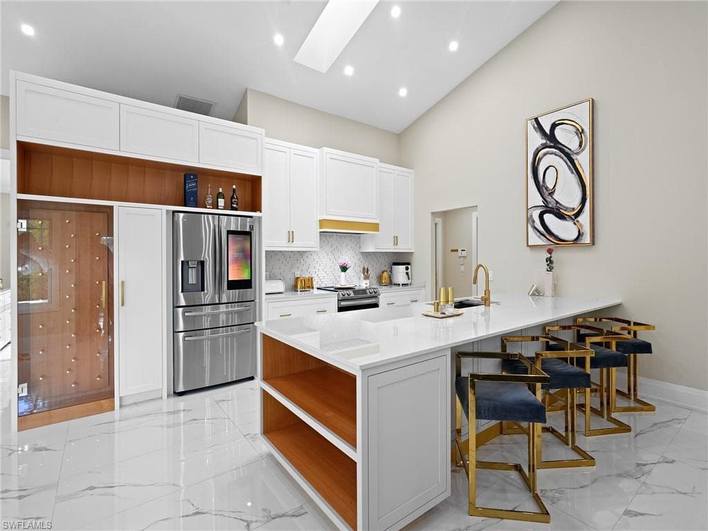 2140 Harlans Run, Naples, FL 34105-17