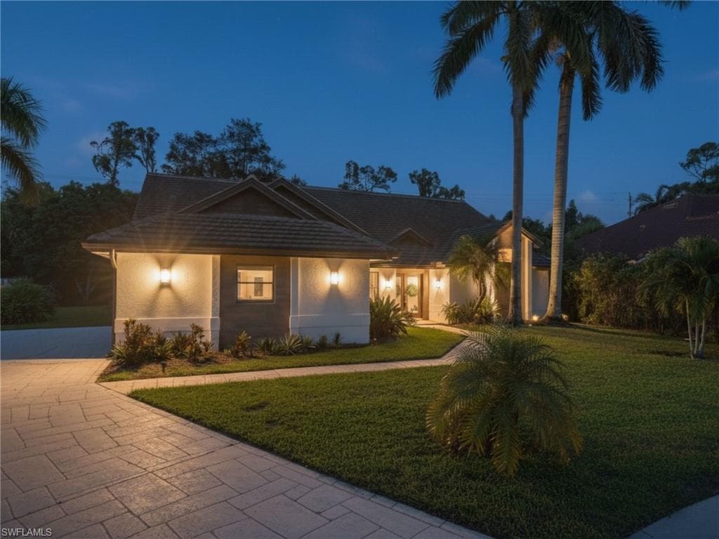 2140 Harlans Run, Naples, FL 34105-1