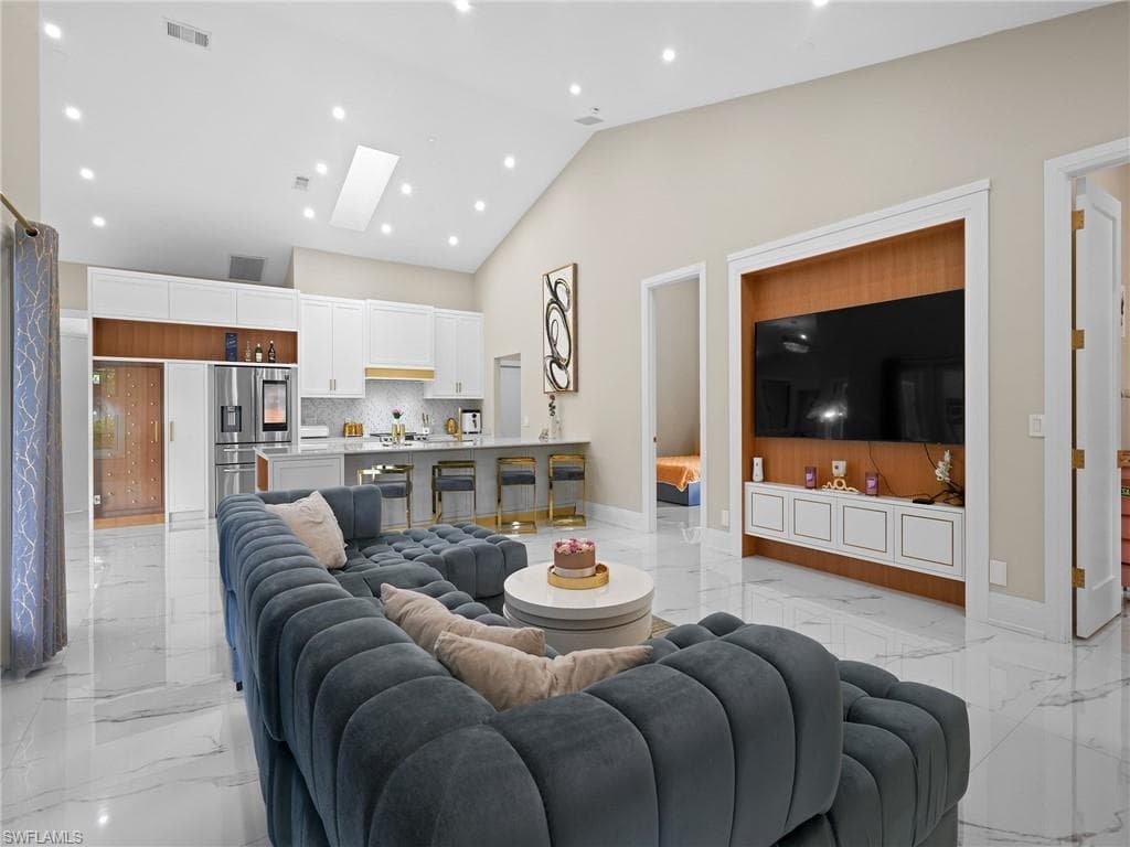 2140 Harlans Run, Naples, FL 34105-3