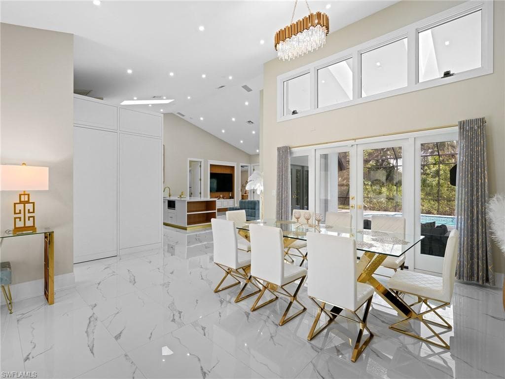 2140 Harlans Run, Naples, FL 34105-5
