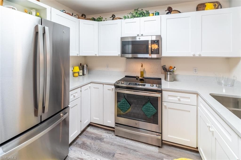 201 Arbor Lake Dr 2-101, Naples, FL 34110-10
